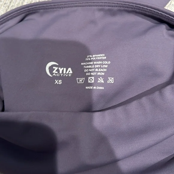 Zyia Leggings - Picture 4 of 4